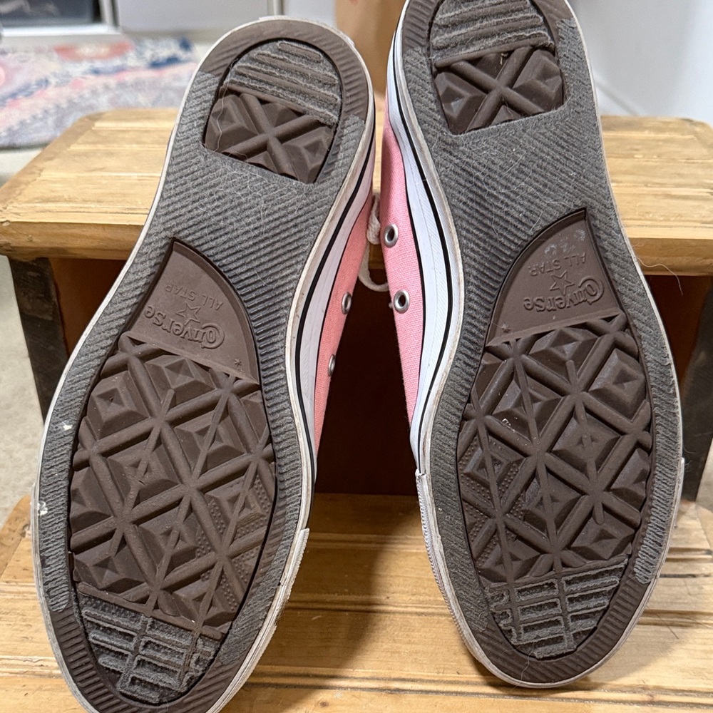 Converse Pink Canvas Low Top Sneakers - Picture 4 of 4